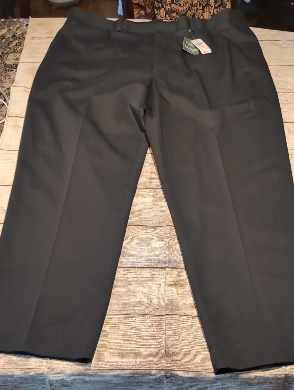 L. L. Bean Men's Black Wrinkle Free Plain Front Cotton Dress Chino Pants Size 44